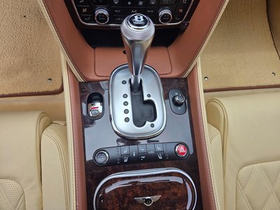 BENTLEY CONTINENTAL - 10