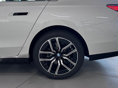 2025 BMW 7 SERIES 照片 9