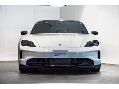 2026 Porsche TAYCAN thumbnail 18