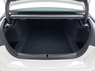 2025 BMW 5 SERIES 缩略图 19