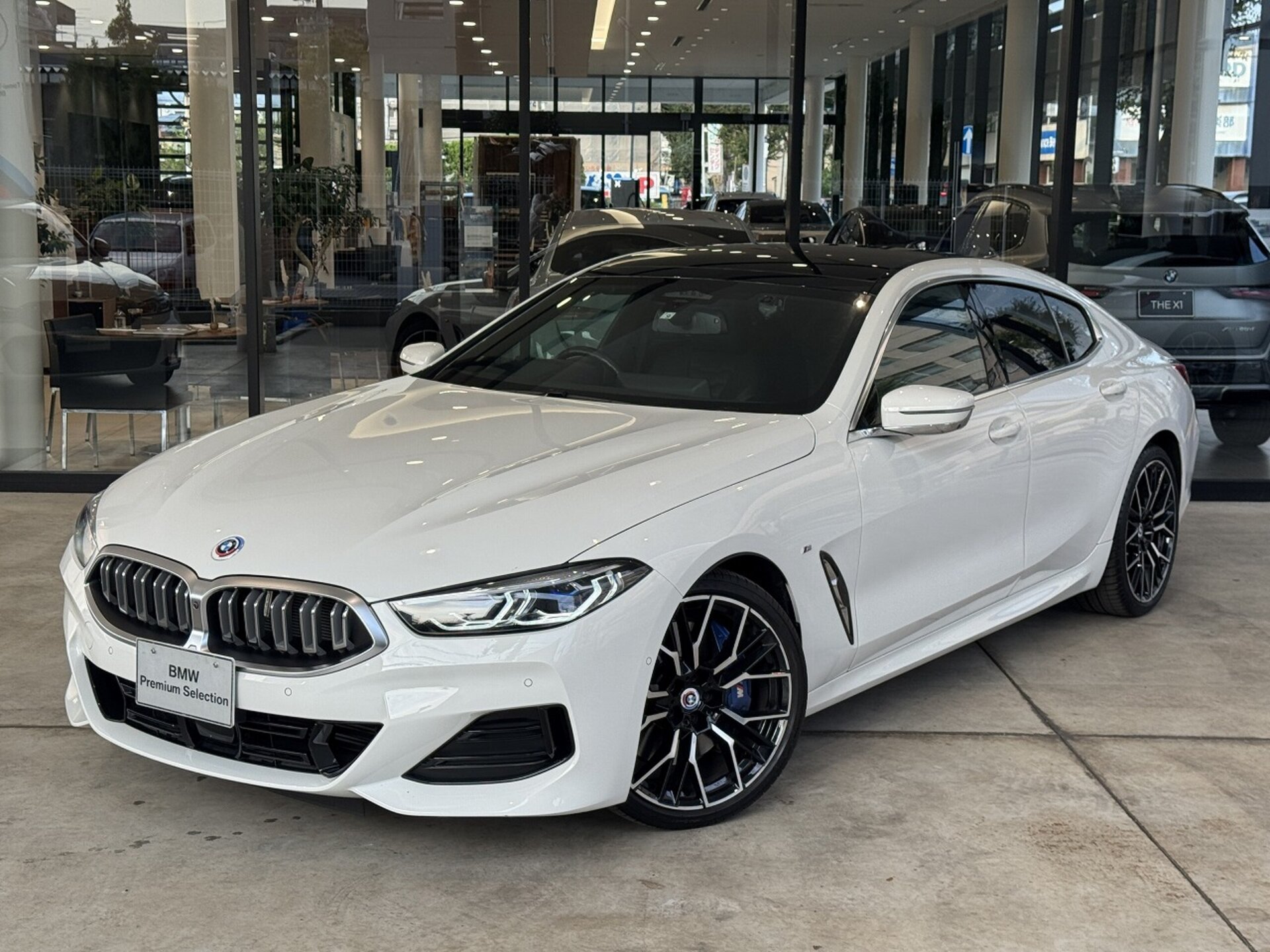 BMW 8 SERIES GRAN COUPE - View 1
