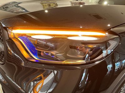 MERCEDES-BENZ GLC - 7