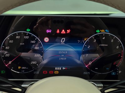 صورة 9 لـ 2024 Mercedes-BENZ S-CLASS