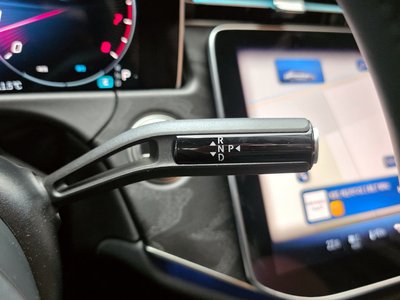 MERCEDES-BENZ E-CLASS - 9