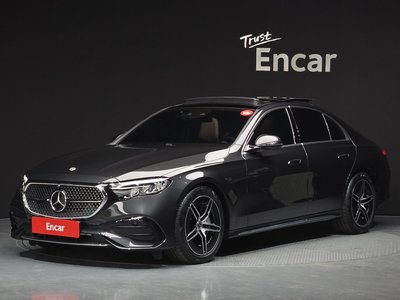 MERCEDES-BENZ E-CLASS - 1