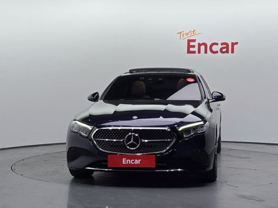 MERCEDES-BENZ E-CLASS - 2