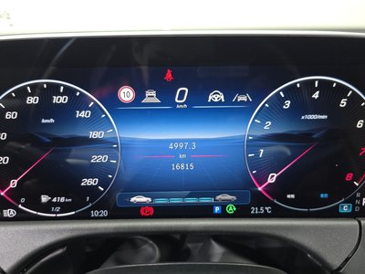 MERCEDES-BENZ E-CLASS - 8