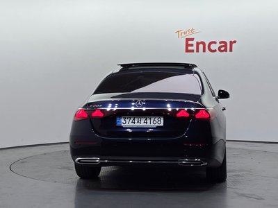 MERCEDES-BENZ E-CLASS - 3