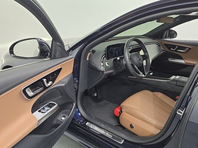 MERCEDES-BENZ E-CLASS - 10