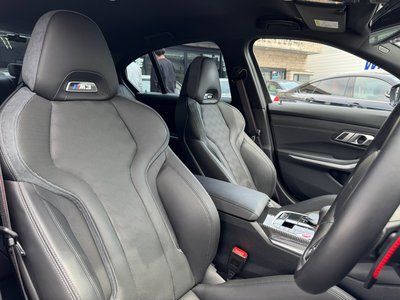 BMW M3 SEDAN - 4