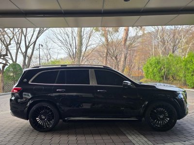 MERCEDES-BENZ GLS - 7