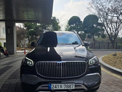 MERCEDES-BENZ GLS - 2