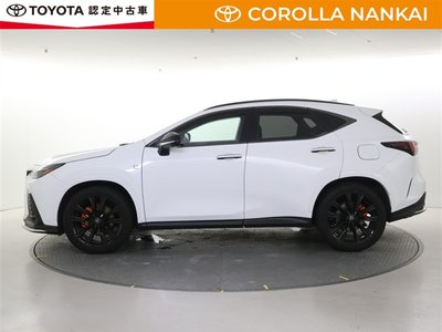 صورة 2 لـ 2023 Lexus NX