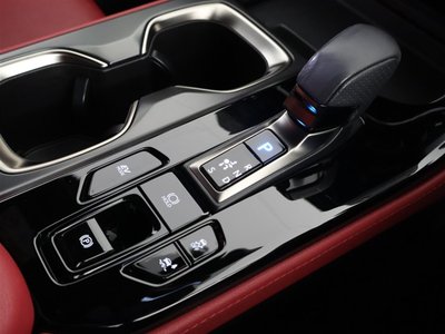 صورة مصغرة 21 لـ 2023 Lexus NX