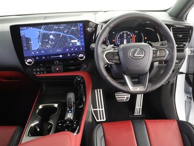 صورة 4 لـ 2023 Lexus NX