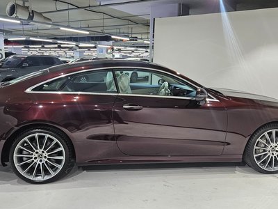 MERCEDES-BENZ E-CLASS - 9