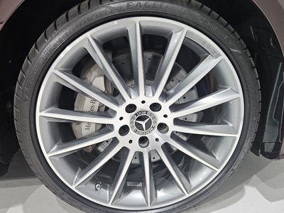 MERCEDES-BENZ E-CLASS - 6