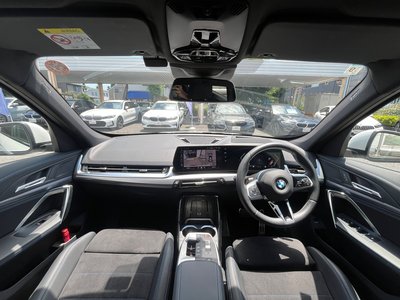 2025 BMW X1 照片 2