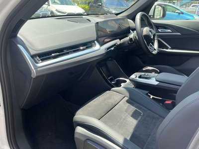 2025 BMW X1 — миниатюра 16