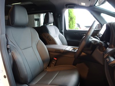 2025 Toyota ALPHARD thumbnail 30