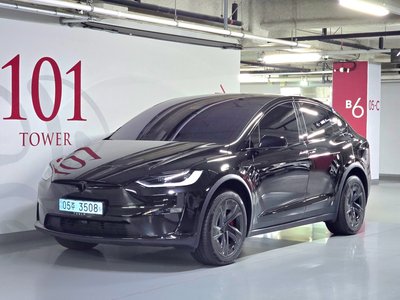 2026 Tesla MODEL X — фото 1