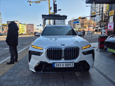 BMW X7 - 1