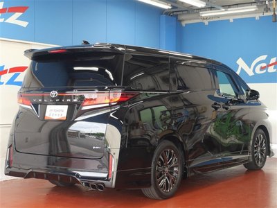 2024 Toyota VELLFIRE photo 5