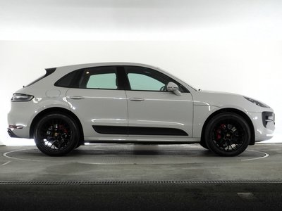 PORSCHE MACAN - 7
