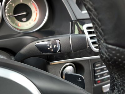 MERCEDES-BENZ E-CLASS - 9