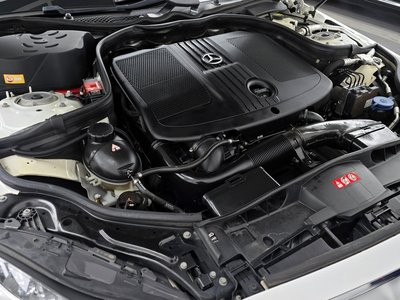 MERCEDES-BENZ E-CLASS - 7