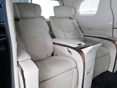 صورة 9 لـ 2024 Lexus LM
