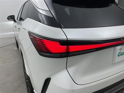 صورة مصغرة 31 لـ 2023 Lexus RX