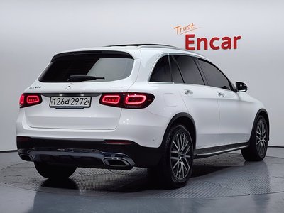 MERCEDES-BENZ GLC - 3