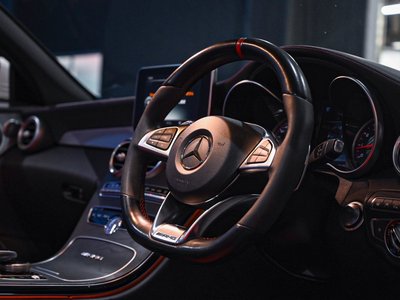 MERCEDES-BENZ C-CLASS CABRIOLET AMG - 9