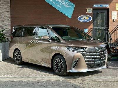 TOYOTA ALPHARD - 4