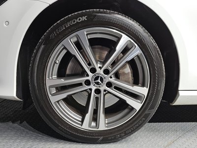 MERCEDES-BENZ E-CLASS - 6