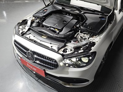 MERCEDES-BENZ E-CLASS - 7