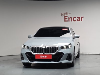 2025 BMW I5 — фото 2