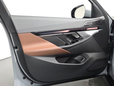 2025 BMW I5 — миниатюра 14