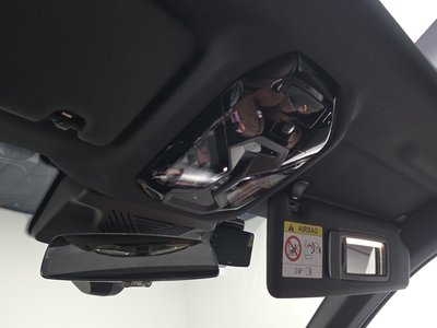2025 BMW I5 — миниатюра 26