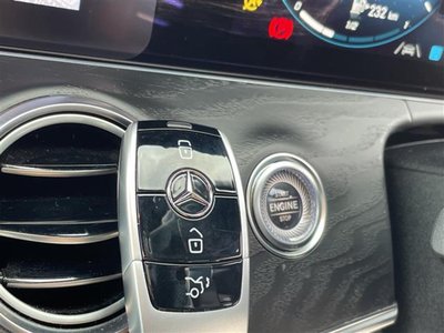 MERCEDES-BENZ E-CLASS - 8