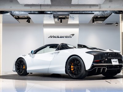 MCLAREN ARTURA SPIDER - 9