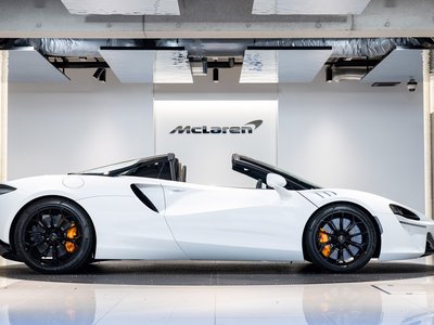 MCLAREN ARTURA SPIDER - 6