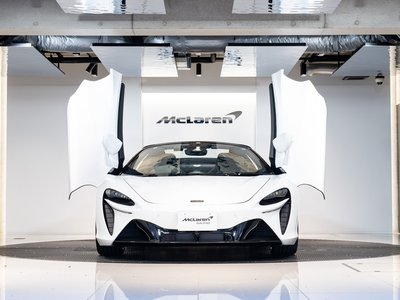 MCLAREN ARTURA SPIDER - 3