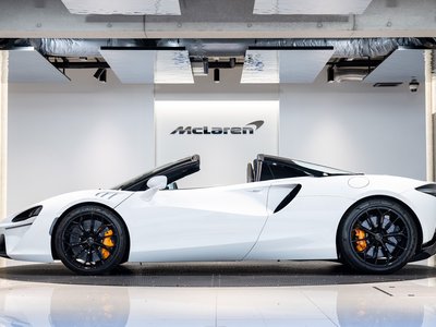 MCLAREN ARTURA SPIDER - 8