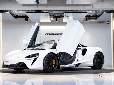 MCLAREN ARTURA SPIDER - 2