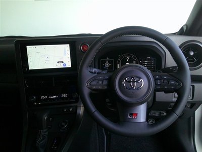 TOYOTA GR YARIS - 4