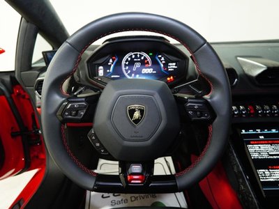 2021 Lamborghini HURACAN — миниатюра 23
