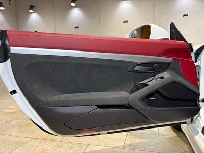 2021 Porsche 718 SPYDER — миниатюра 25