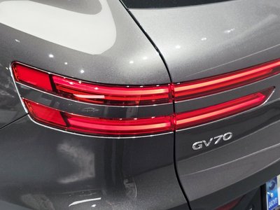 2024 Genesis GV70 — фото 10